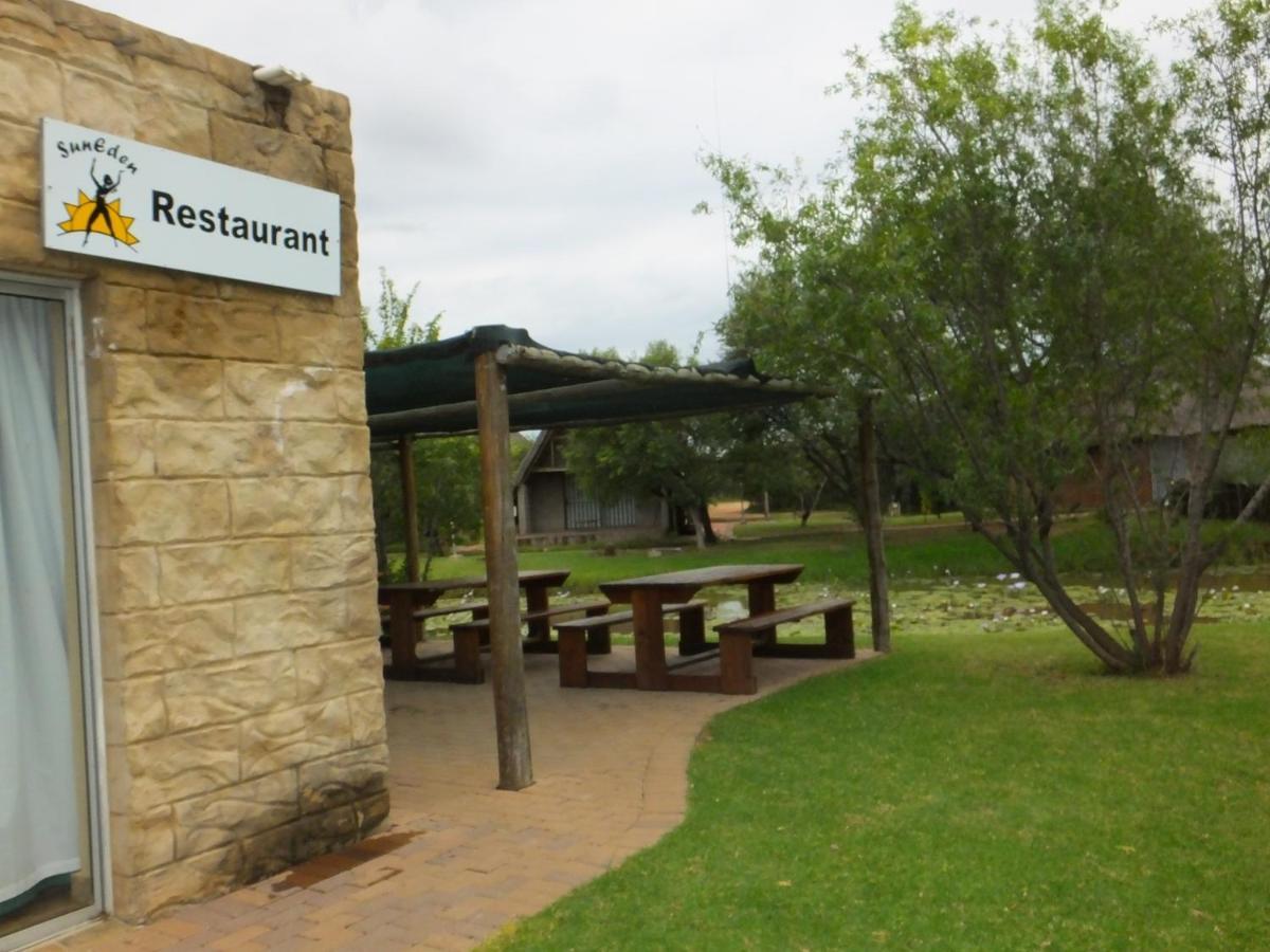 Suzie'S Loft - Nude - Suneden Family Naturist Resort Pretoria-Noord エクステリア 写真